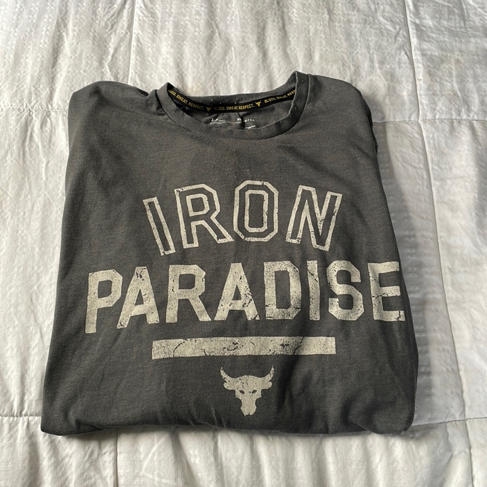 MENS UA ROCK LONG SLEEVE